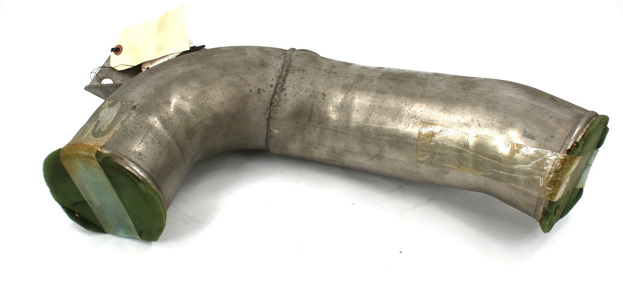VOLVO ­-­ 16879041 ­-­ AIR INLET PIPE