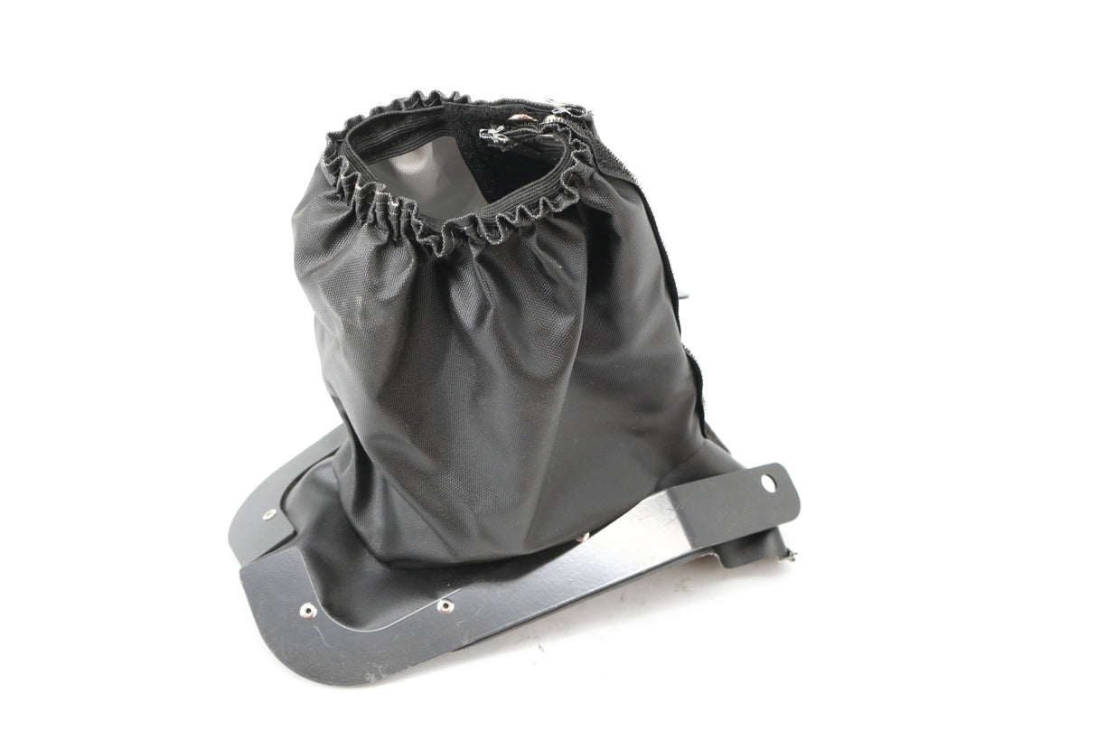 BOBCAT ­-­ 7206201 ­-­ SEAL  COVER