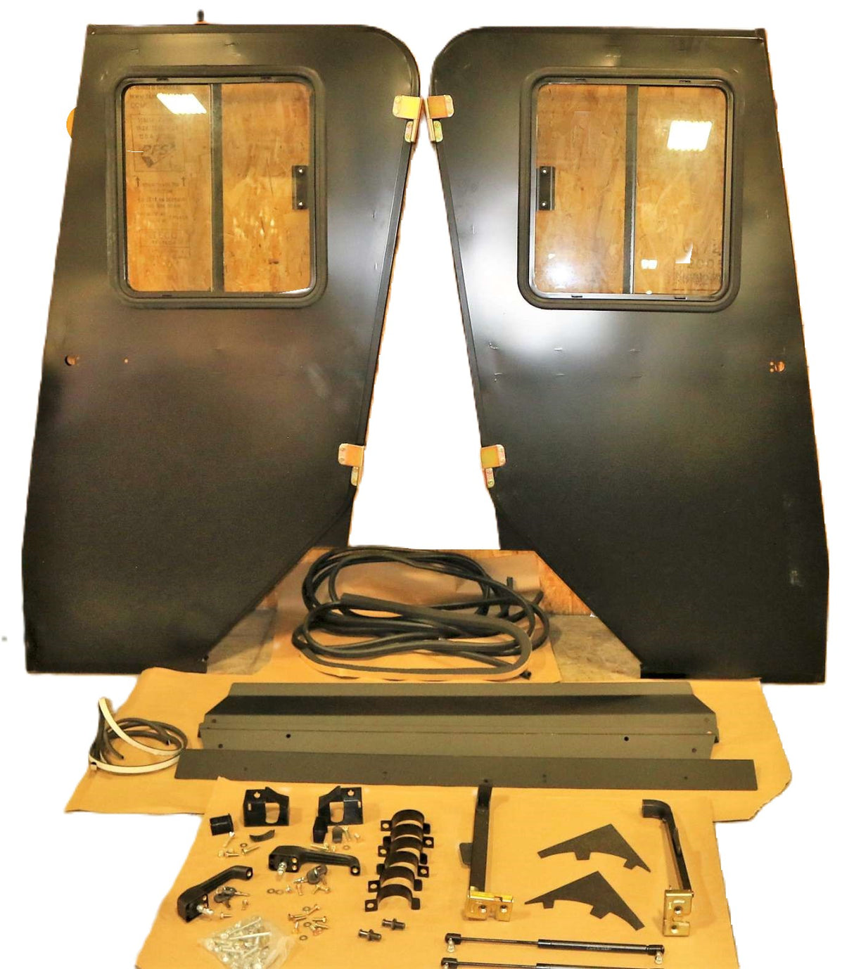 BOBCAT ­-­ SVPR07129CC ­-­ KIT  DOOR CAB