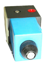 VICKERS ­-­ DG4S4 010A G 60 ­-­ VALVE