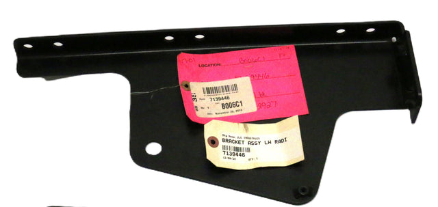 JLG ­-­ 7139446 ­-­ BRACKET ASSY LH RADIATOR