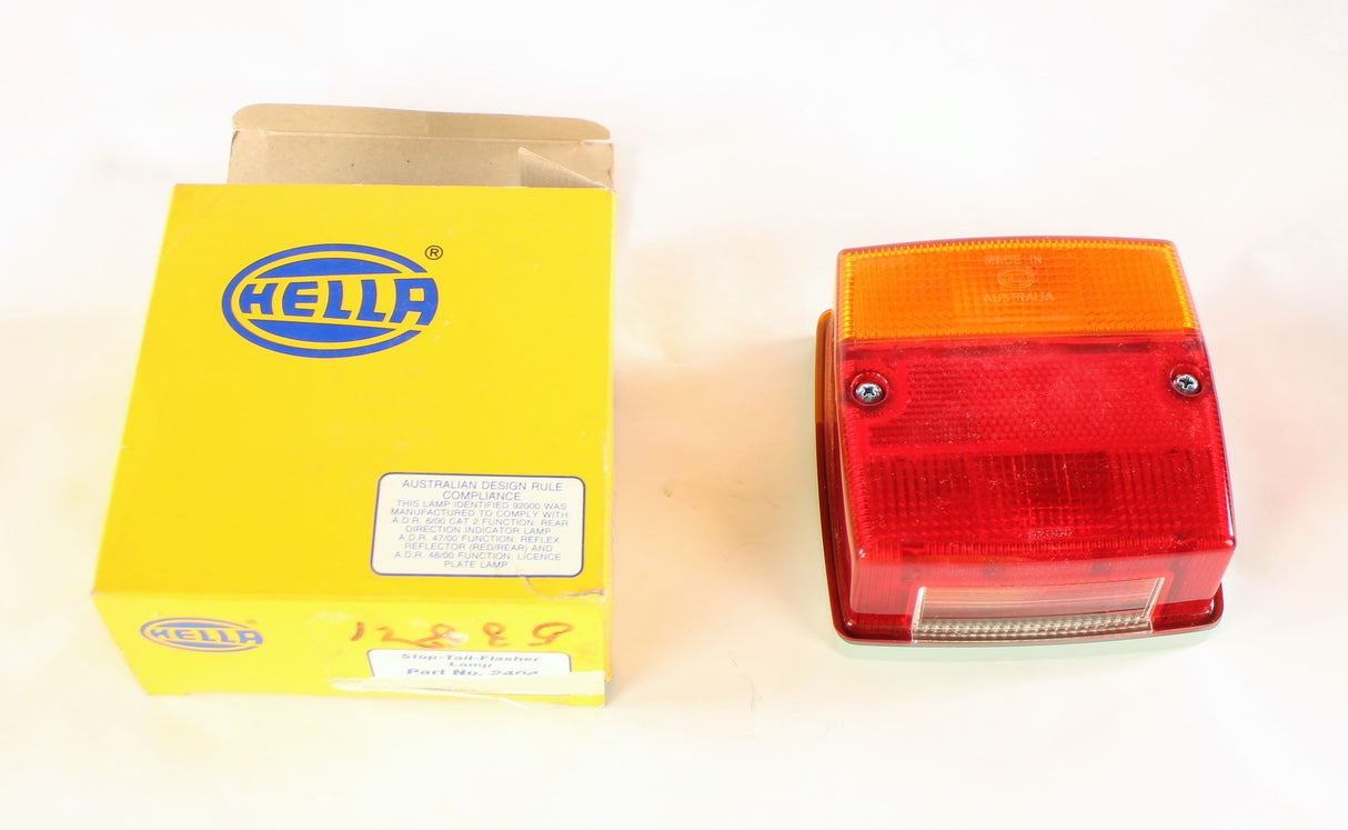 HELLA ­-­ 2404 ­-­ LIGHT - STOP/TURN/TAIL/LICENCE