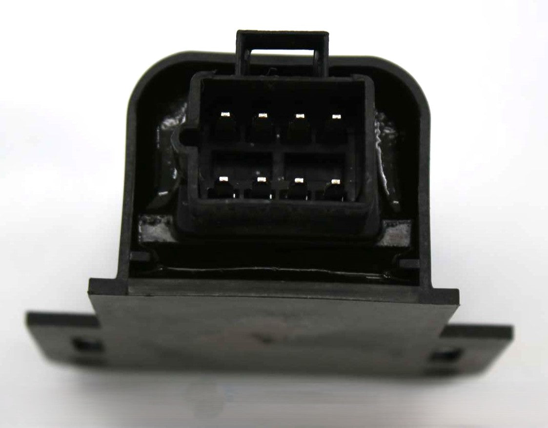 PREVOST ­-­ 195917 ­-­ FLASHER - SOLID STATE 12V 15A ISOLATED L/R OUTPUT