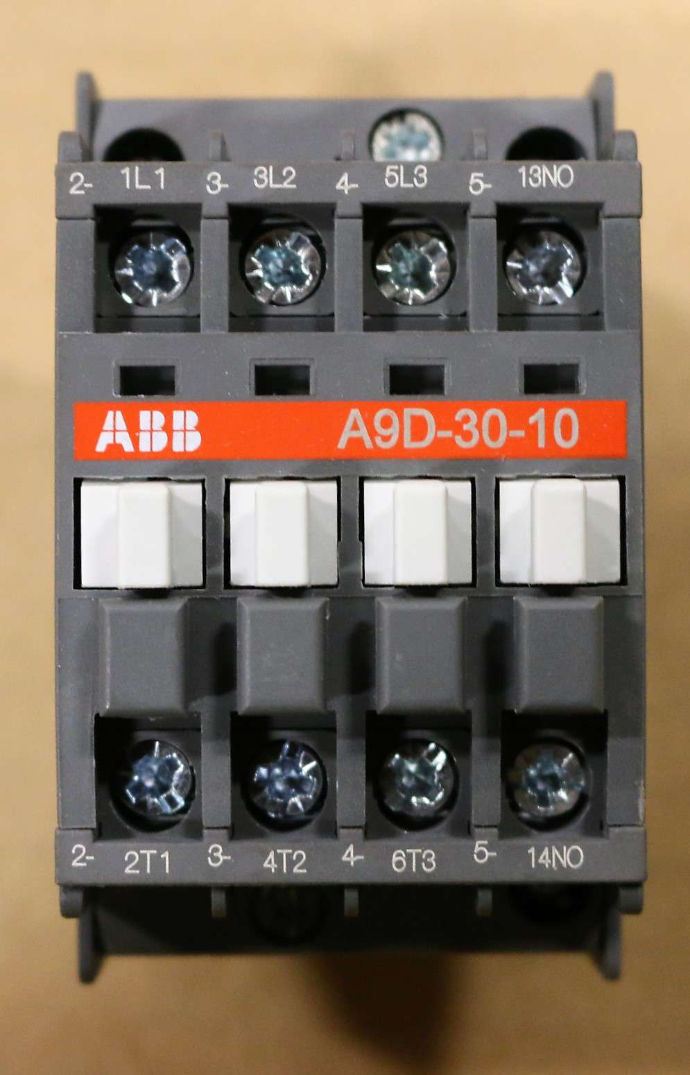 ABB CORP ­-­ 1SBL90073R8410 ­-­ CONTACTOR - A9D-30-10 110V