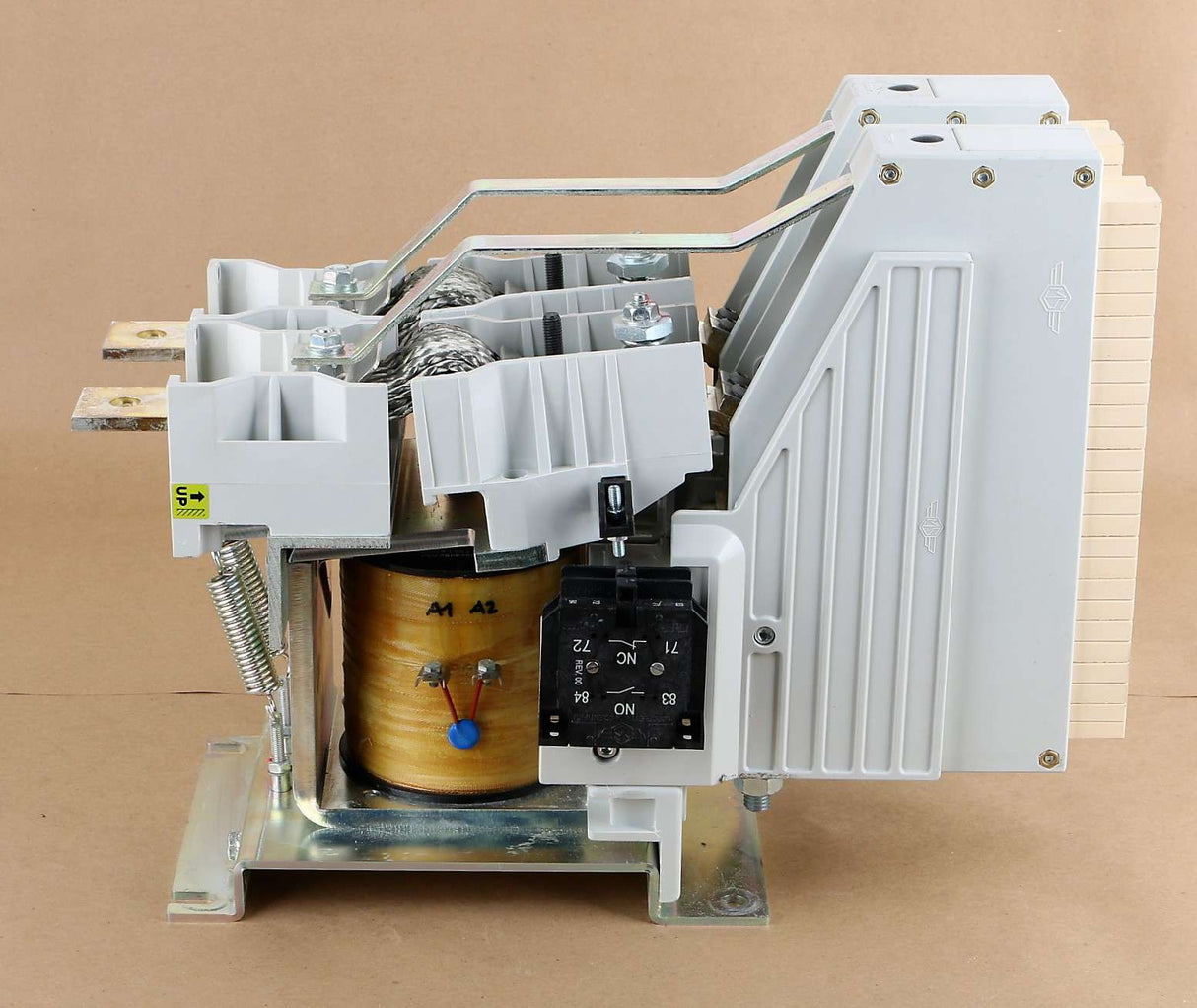 MICROELETTRICA SCIENTIFICA SpA  ­-­ LTHS08002002000 ­-­ CONTACTOR 220VDC