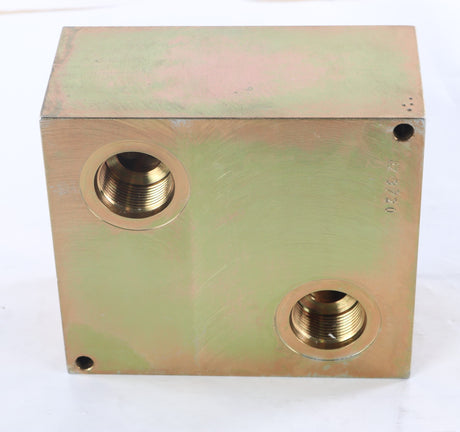 DYNAPAC ­-­ 4700395028 ­-­ MANIFOLD
