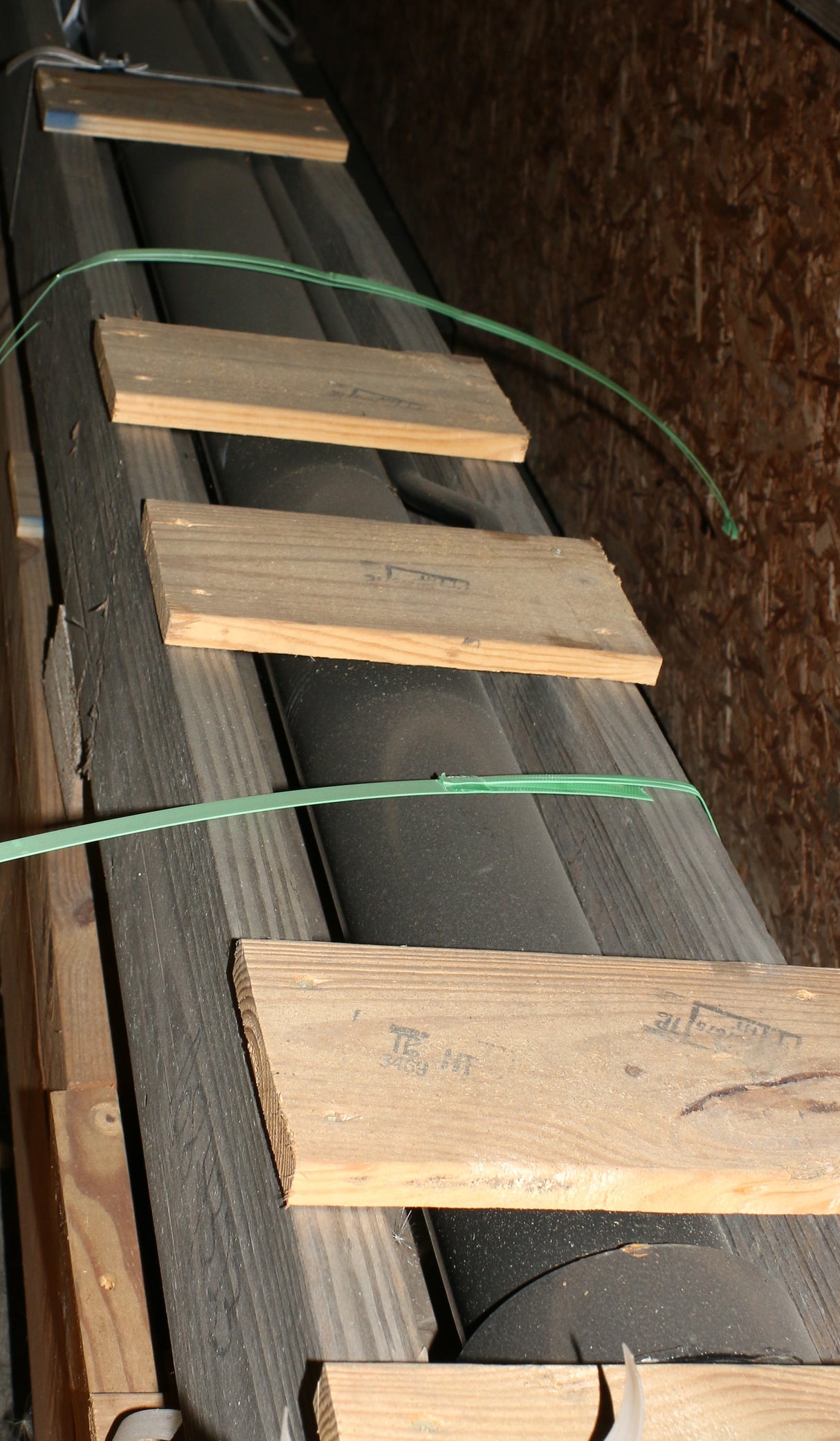 JLG ­-­ 1684323 ­-­ BARREL CYL. WELDMENT