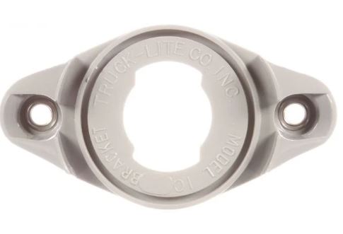 TRUCK-LITE ­-­ 10728 ­-­ RIBS BACK  BRACKET MOUNT  2-1|2 IN DIAMETER LIGHTS