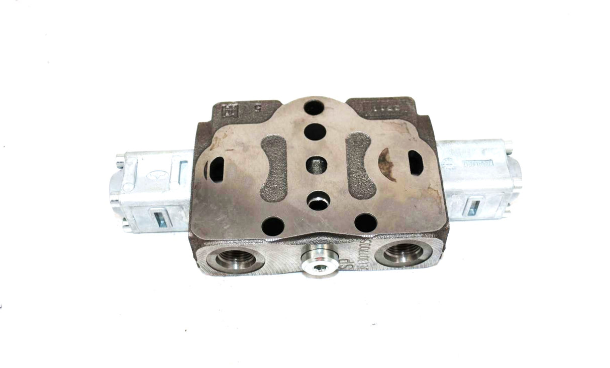 BOBCAT ­-­ 6680033 ­-­ VALVE ARM