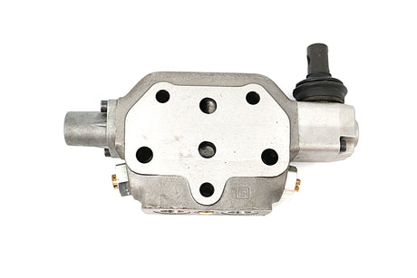 BOBCAT ­-­ 6679728 ­-­ VALVE  SECTION
