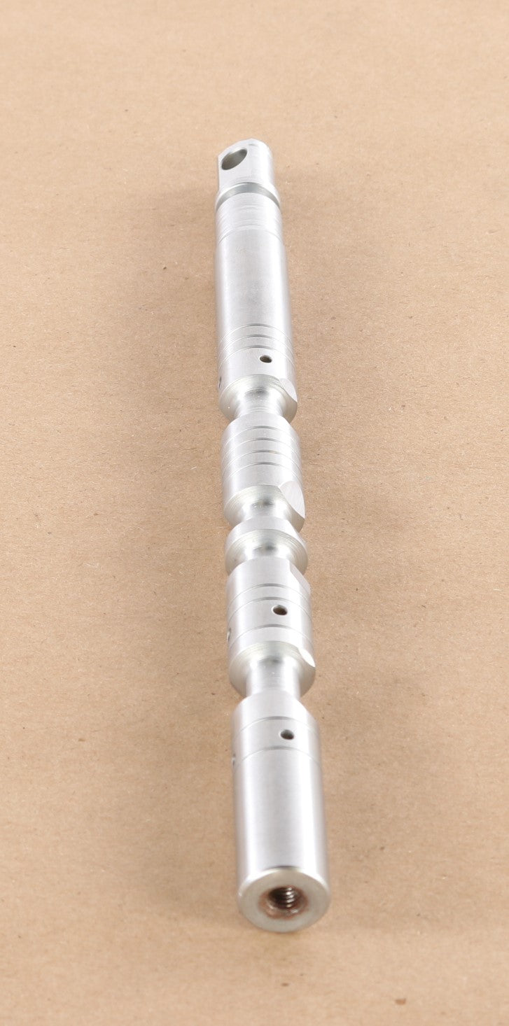 BOBCAT ­-­ 7222718 ­-­ SPOOL LIFT - BLACK DOT ON END