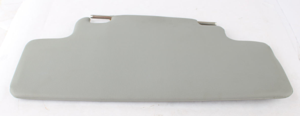 BOBCAT ­-­ 7003298 ­-­ VISOR  SUN GRAY