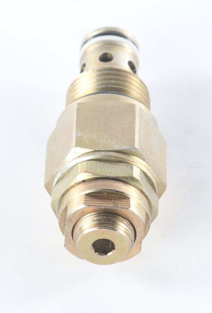 BOBCAT ­-­ 6686188 ­-­ VALVE