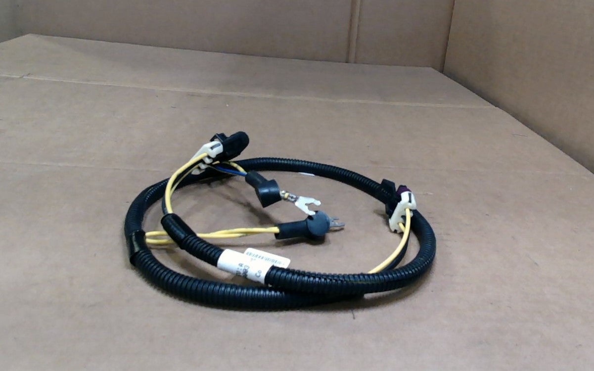 BOBCAT ­-­ 6716642 ­-­ HARNESS