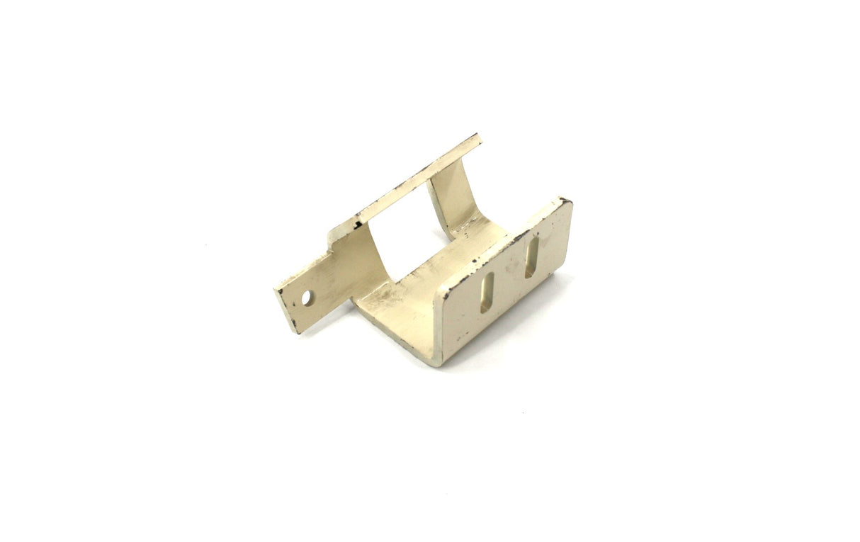 BOBCAT ­-­ 6802500 ­-­ BRACKET