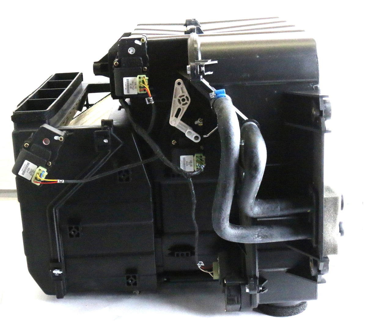 VOLVO ­-­ 14689738 ­-­ AIR CONDITIONING UNIT