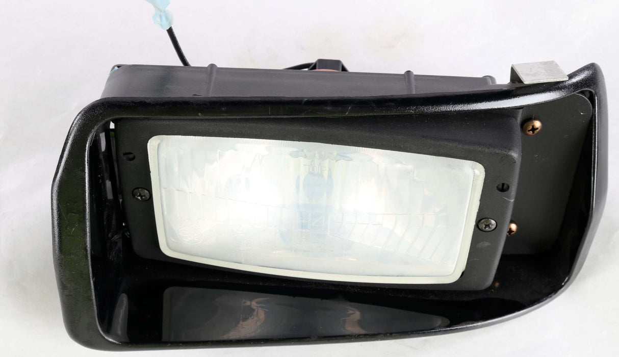 CLUB CAR ­-­ 102708901 ­-­ LIGHT - FRONT ASM