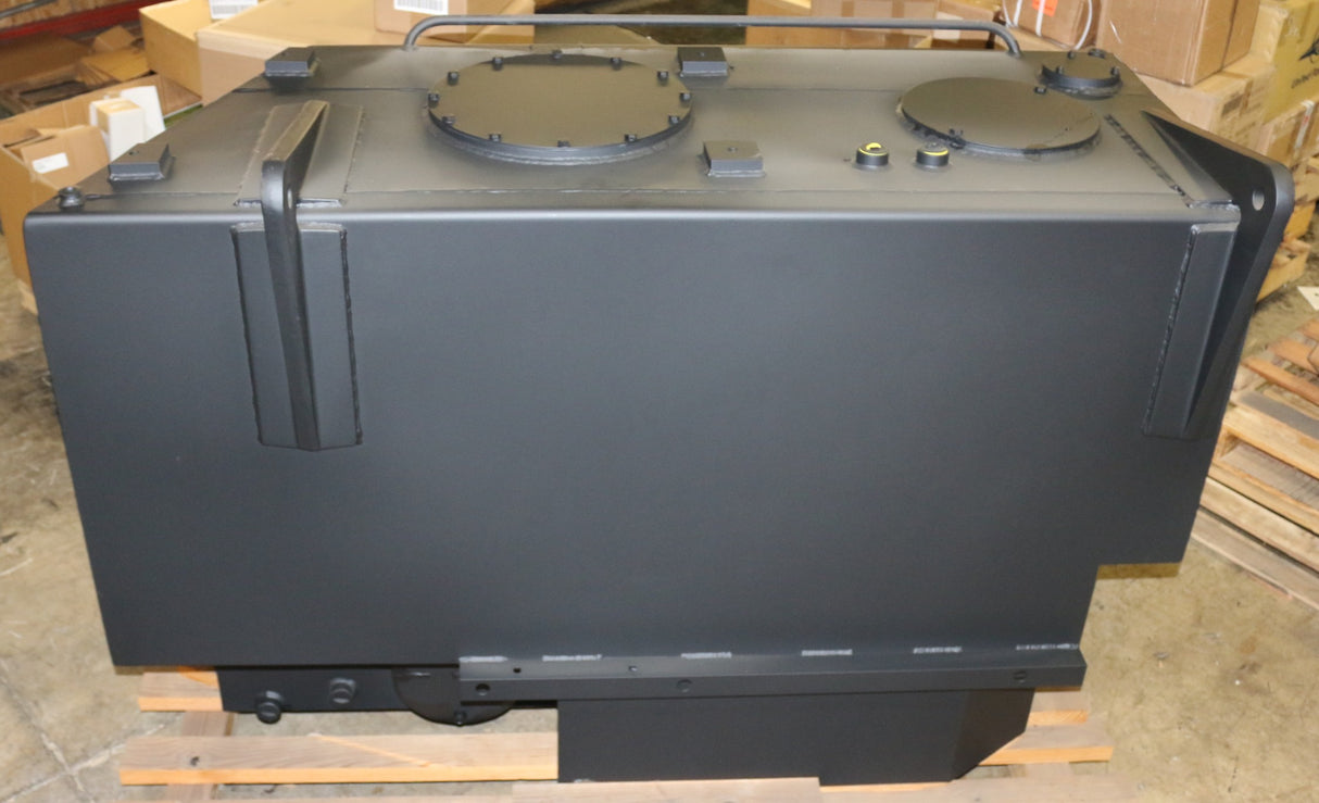 MANITOWOC GROVE ­-­ 03003872 ­-­ OIL TANK