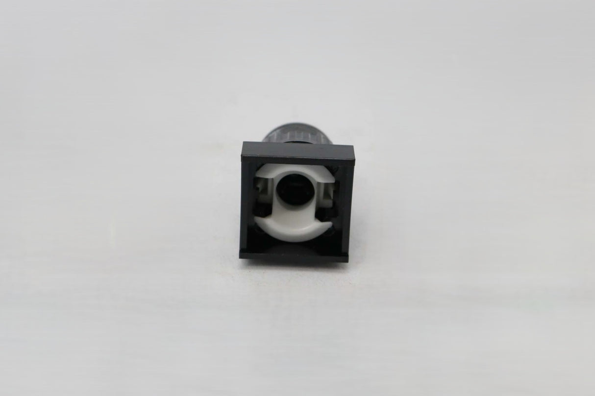 SCHWARZE ­-­ 28640 ­-­ INDICATOR LAMP HOLDER