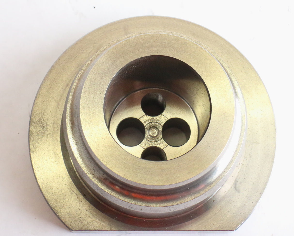 VOLVO ­-­ 17255144 ­-­ SLEEVE