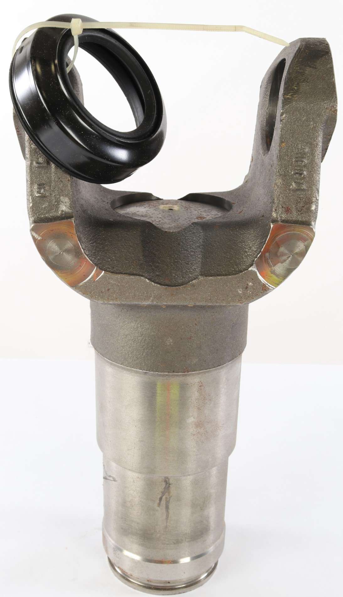 MERITOR  ­-­ 17NLS40129A1X ­-­ SLIP YOKE 16 SPLINE