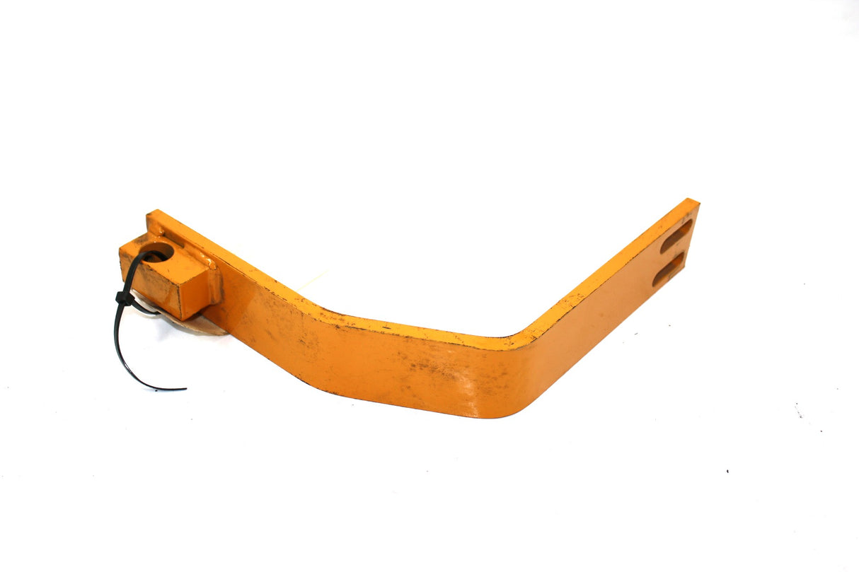 CMI ROADBUILDING ­-­ 519001828000 ­-­ DECK SCALE ARM RT FRONT