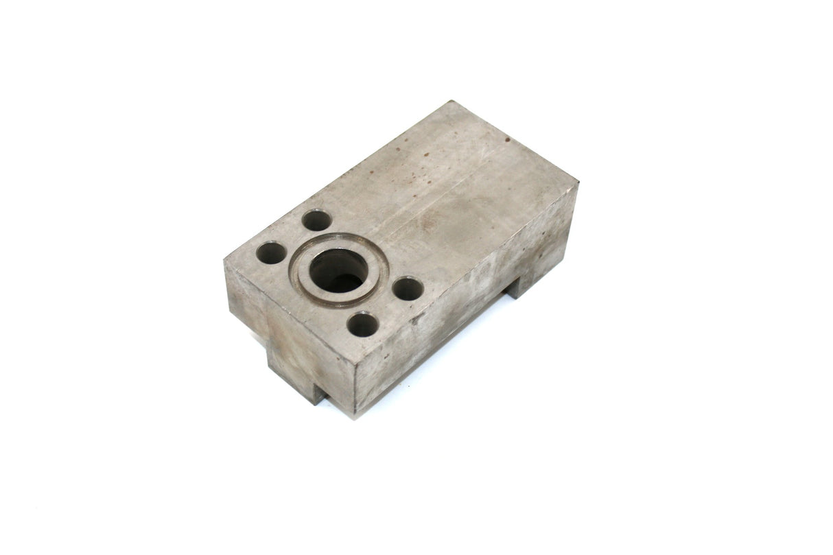 CMI ROADBUILDING ­-­ 518005051000 ­-­ 90 DEG PORT ADAPTER