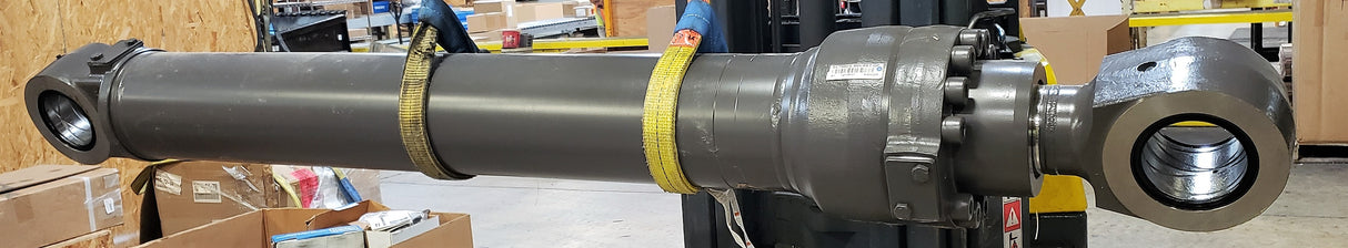 VOLVO ­-­ 14718197 ­-­ CYLINDER
