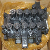 VOLVO ­-­ 14720610 ­-­ CONTROL VALVE