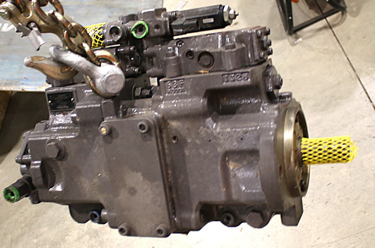 VOLVO ­-­ 14685297 ­-­ PUMP