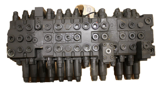 VOLVO ­-­ 14750471 ­-­ CONTROL VALVE