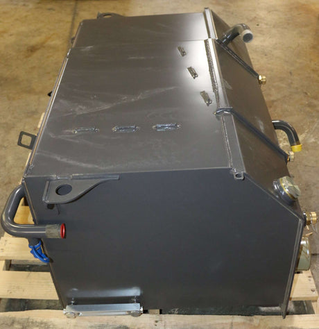 VOLVO ­-­ 16889924 ­-­ HYDRAULIC FLUID TANK