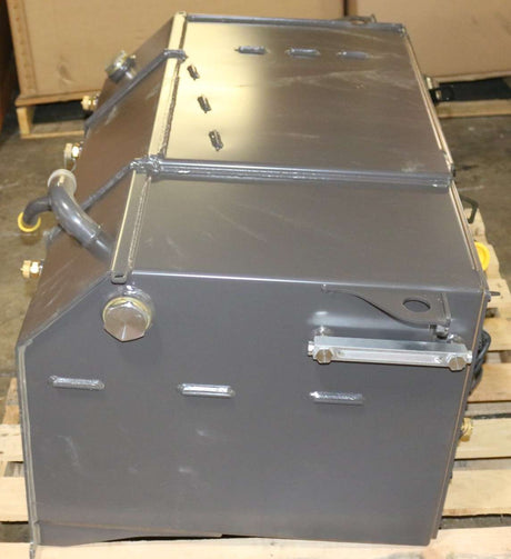 VOLVO ­-­ 16889924 ­-­ HYDRAULIC FLUID TANK