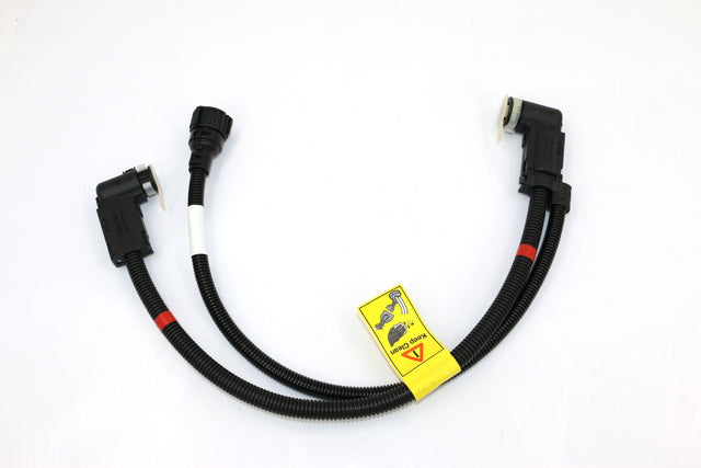 VOLVO ­-­ 17270680 ­-­ HOSE ASSEMBLY