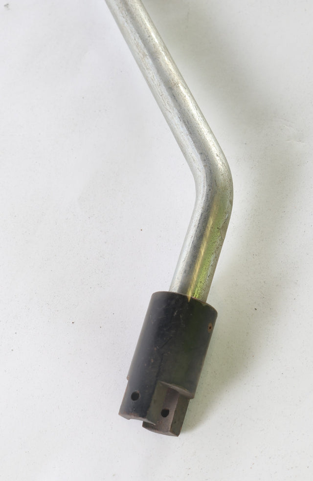 JLG ­-­ 7551000009 ­-­ HANDLE REMOTE FREE SPOOL-RPH80