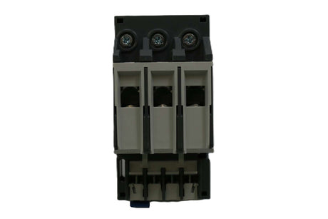 ABB ­-­ TA42DU-32 ­-­ OVERLOAD RELAY 24-32 AMP 600 VOLT