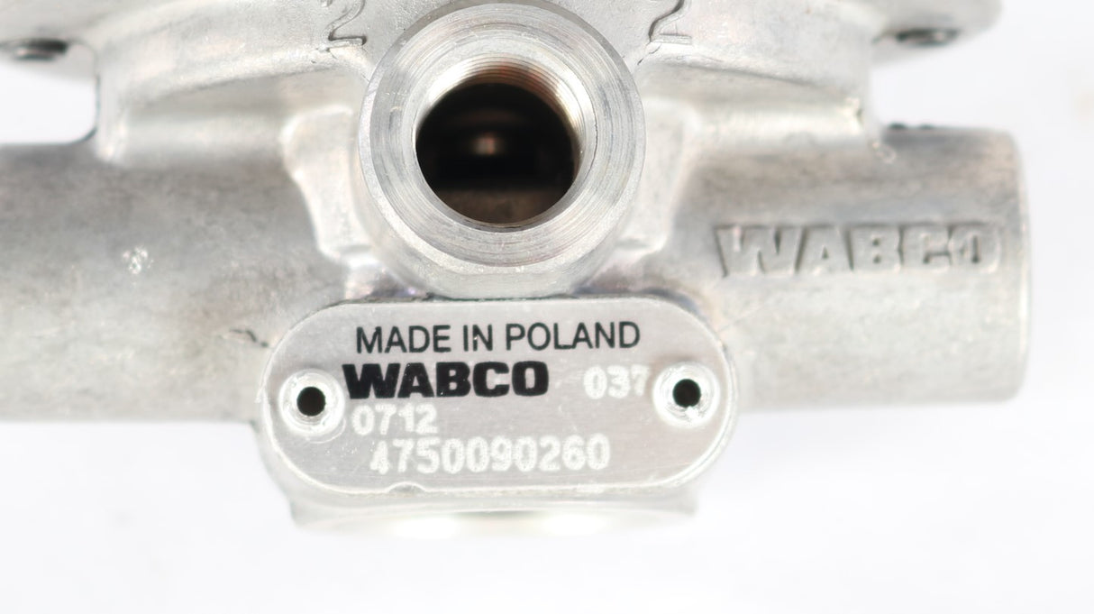 WABCO  ­-­ 4750090260 ­-­ VALVE - PNEUMATIC PRESSURE LIMITING