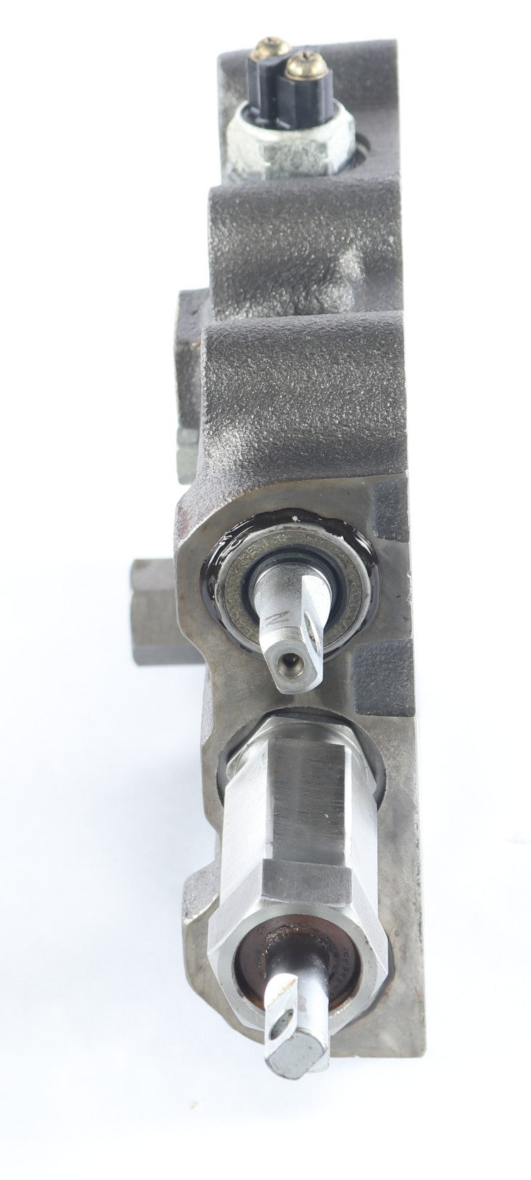 DANA SPICER ­-­ 251561 ­-­ VALVE ASM