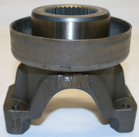 DANA ­-­ 3-4-10461-1X ­-­ END YOKE ASSY - HALF ROUND STYLE - 1410 SERIES