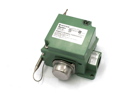 RAYCHEM (nVent) ­-­ 573977-000 ­-­ THERMOSTAT-AMBIENT SENSING 125|250|480V 22A NEMA4