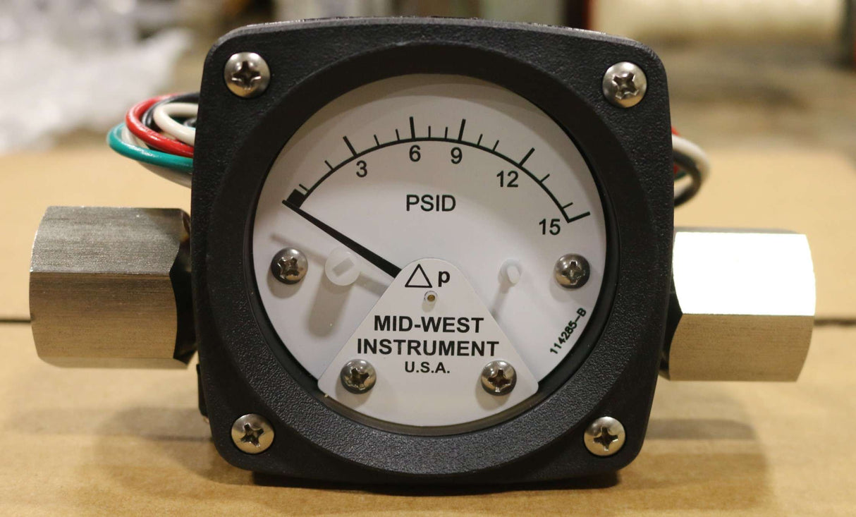 MID-WEST INSTRUMENT ­-­ 120SA-04-O(EA)-15PSI ­-­ DIFFERENTIAL PRESSURE GAUGE 0-15PSID 5000PSIG