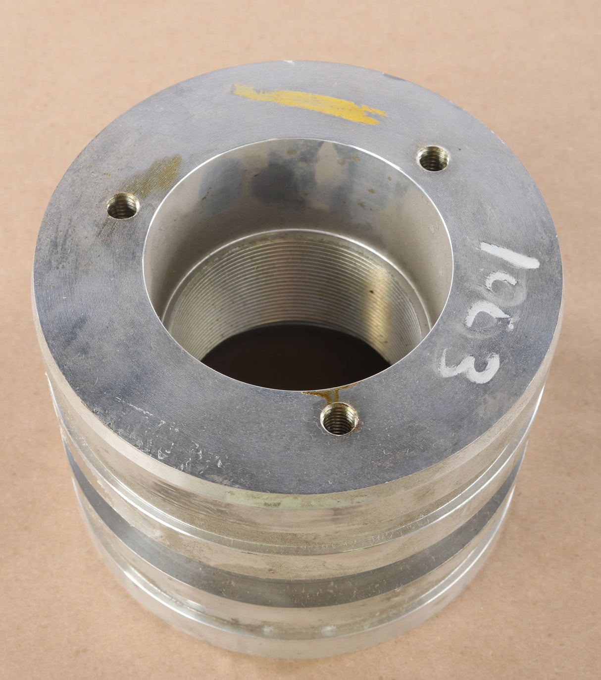JLG ­-­ 1001151003 ­-­ PISTON  TELE CYLINDER