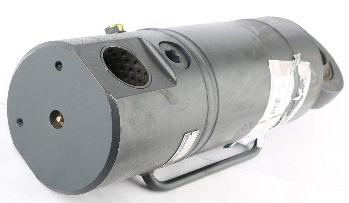 JLG ­-­ 4802757 ­-­ HYDRAULIC CYLINDER