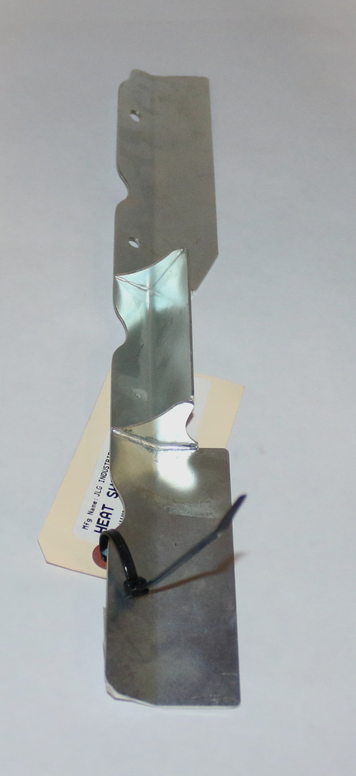 JLG ­-­ 70025204 ­-­ HEAT SHIELD