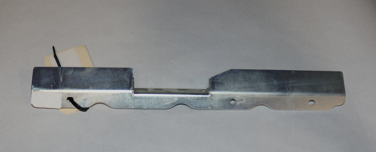 JLG ­-­ 70025204 ­-­ HEAT SHIELD