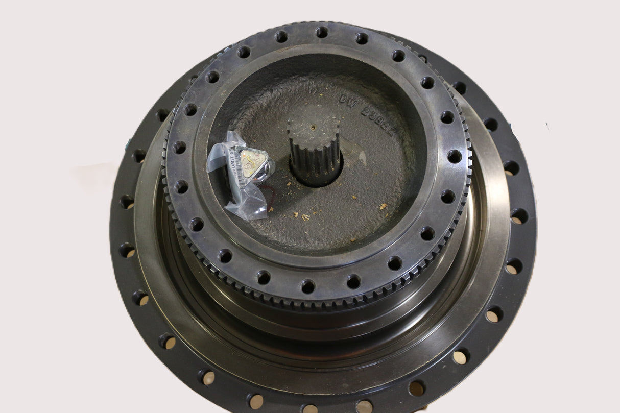 VOLVO ­-­ 14765325 ­-­ TRAVEL MOTOR
