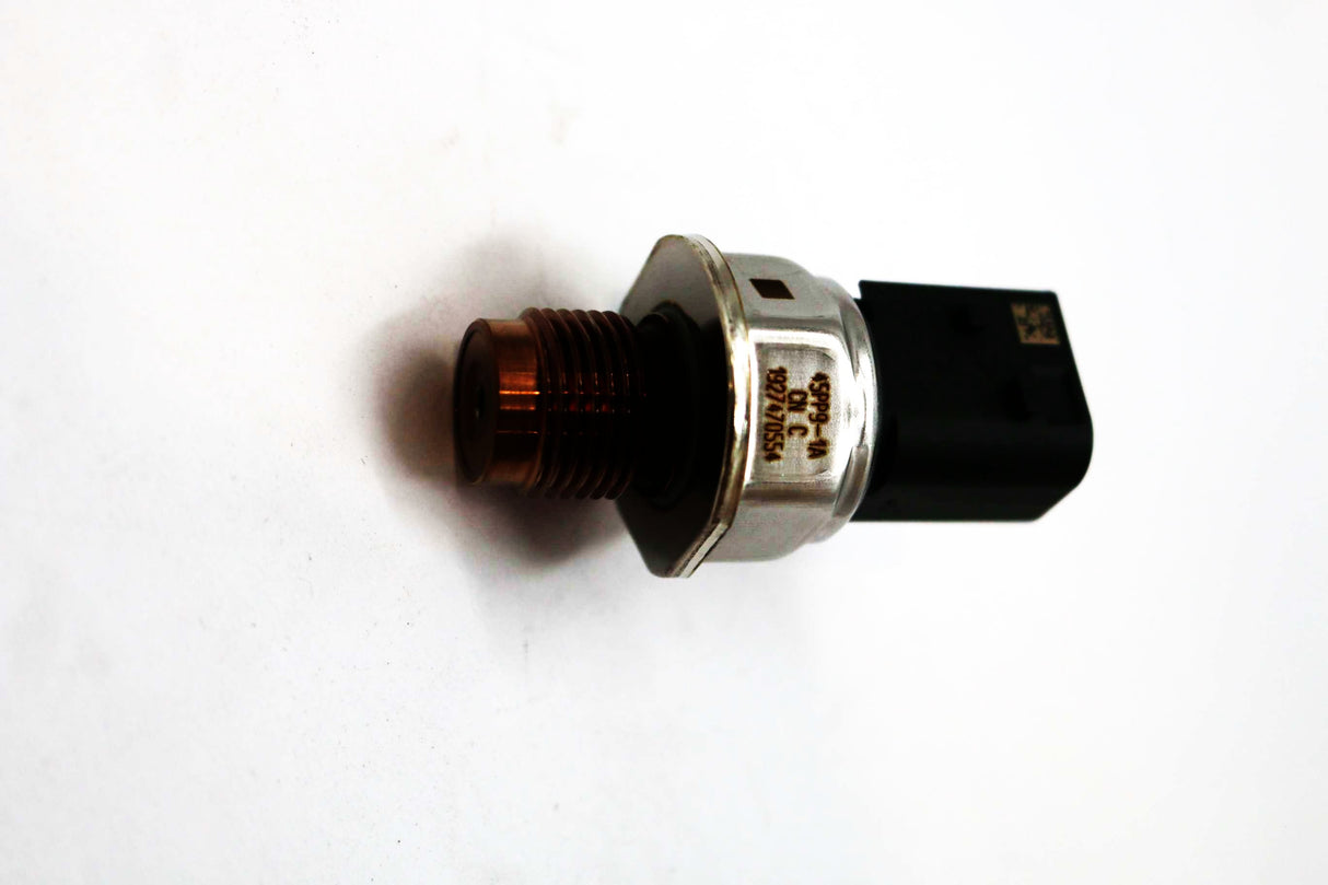 VOLVO ­-­ 21880678 ­-­ PRESSURE SENSOR