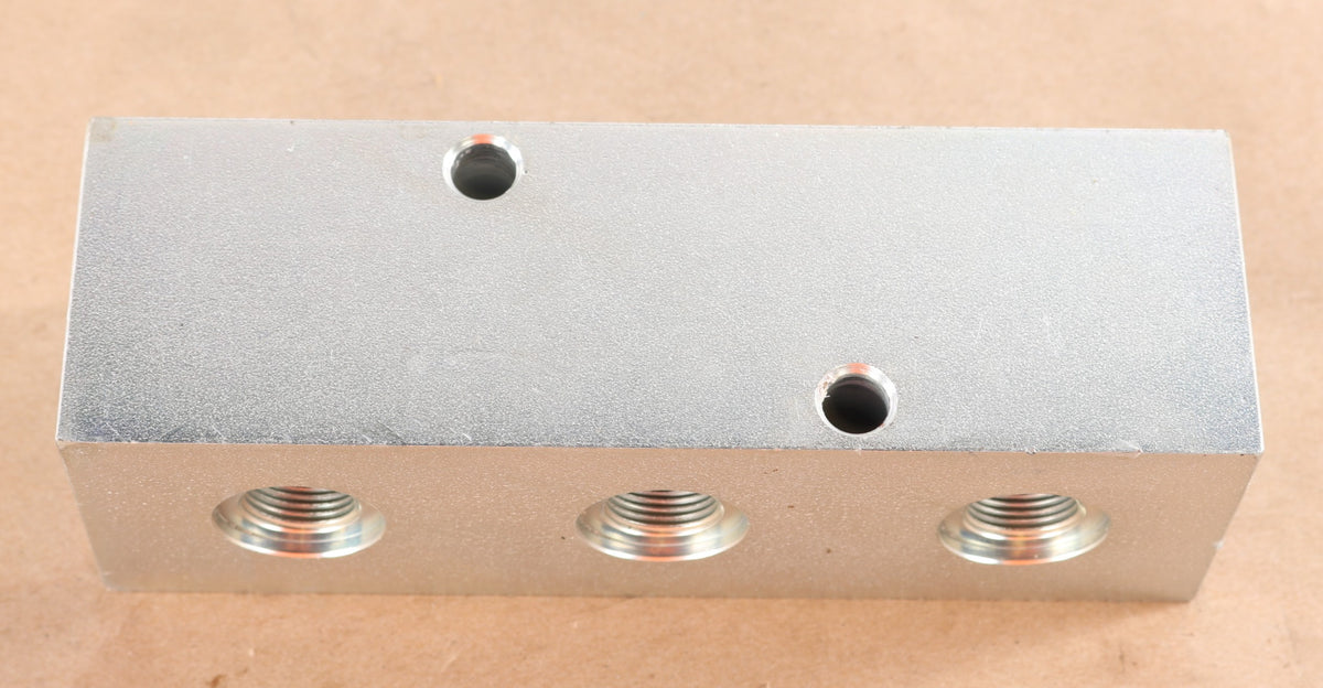 WIRTGEN ­-­ 97202 ­-­ Manifold 08-fold