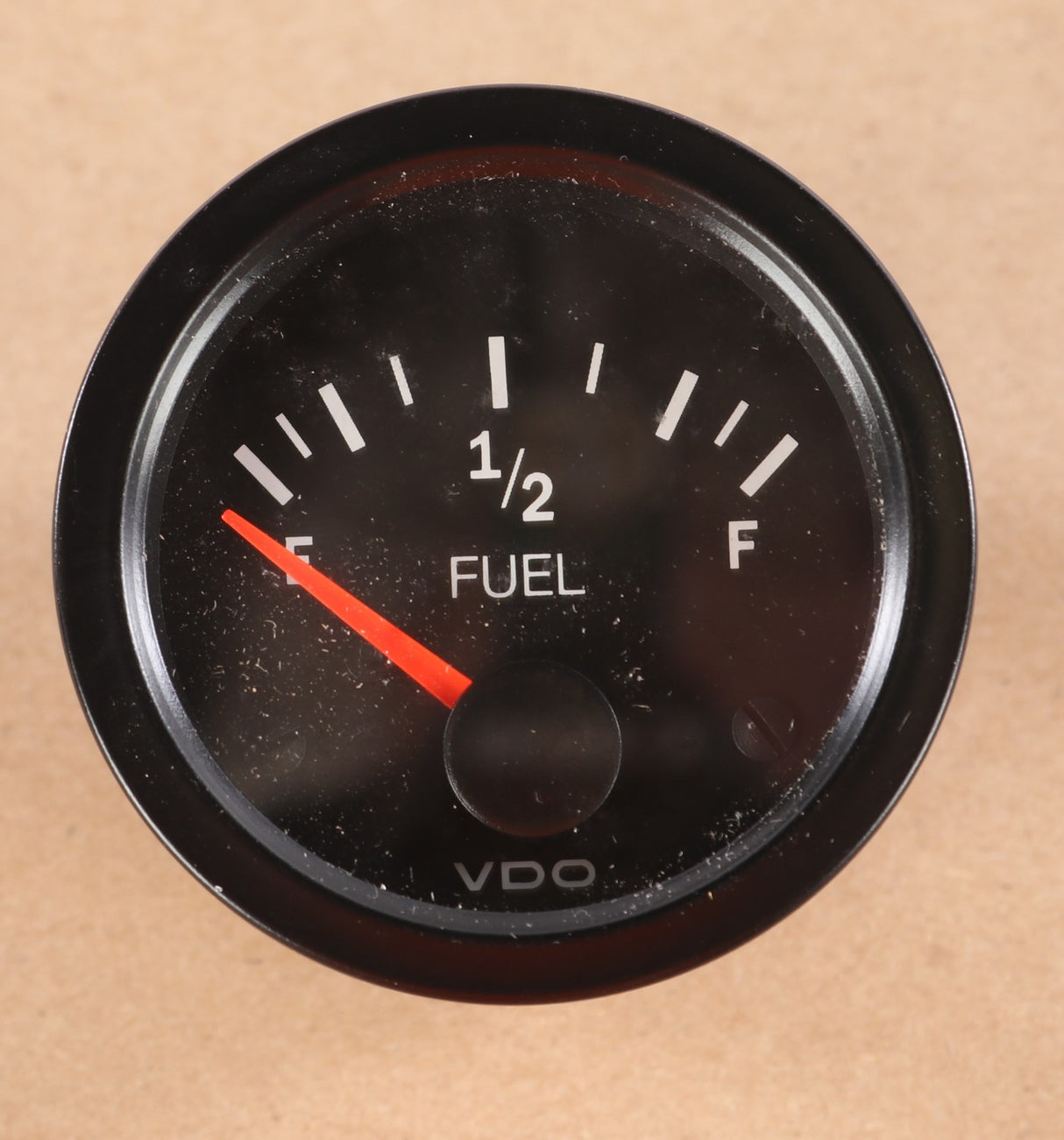 VDO ­-­ 301-010-006C ­-­ FUEL GAUGE