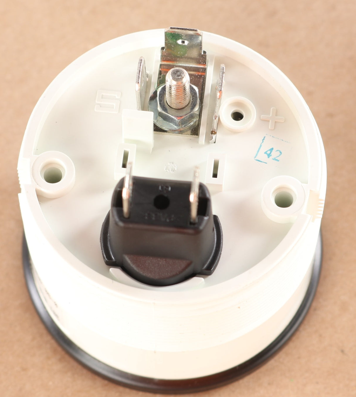VDO ­-­ 301-010-006C ­-­ FUEL GAUGE